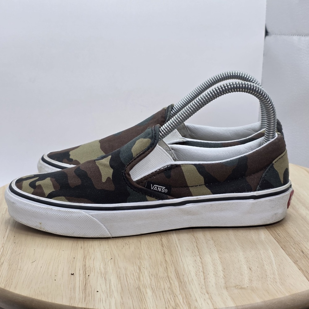 Womens Size 7 - Vans Classic Canvas Slip On Camo Sneakers Shoe Loafers‎